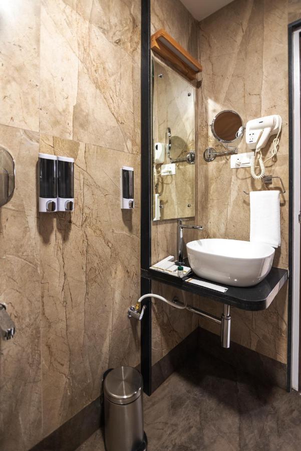 Vanusa Residency Bangalore Dış mekan fotoğraf